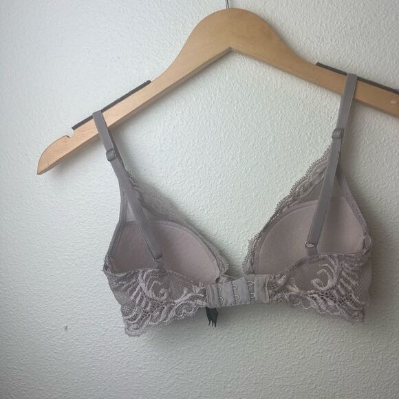 Natori Feathers Underwire Contour Bra 30 C - Picture 4 of 7
